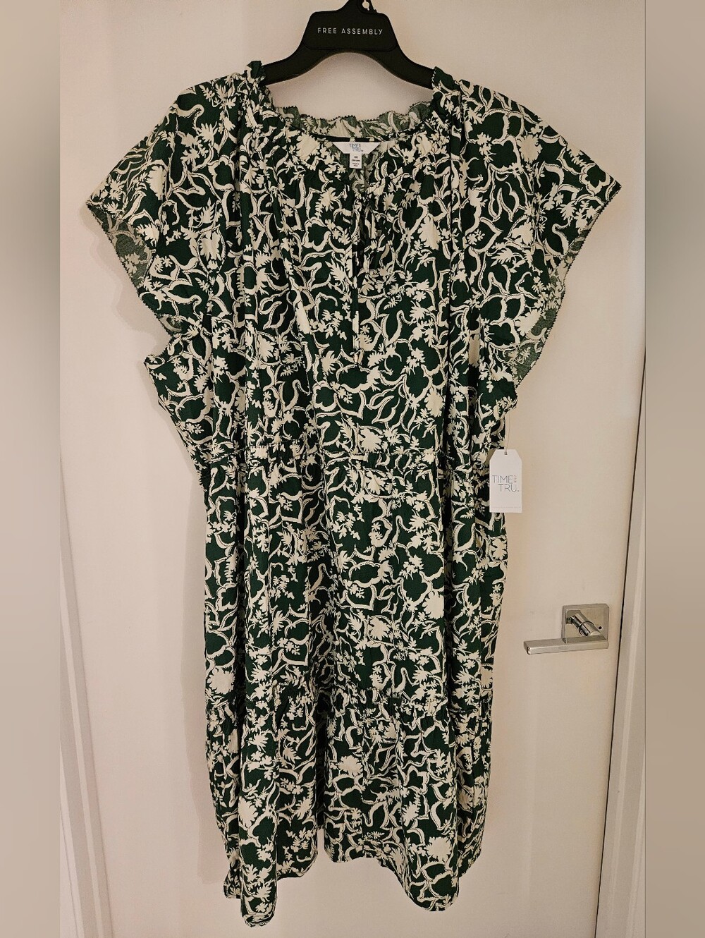 NWT Time and Tru 4X Plus Size Green Notes Tiered Cotton Mini Flutter Dress